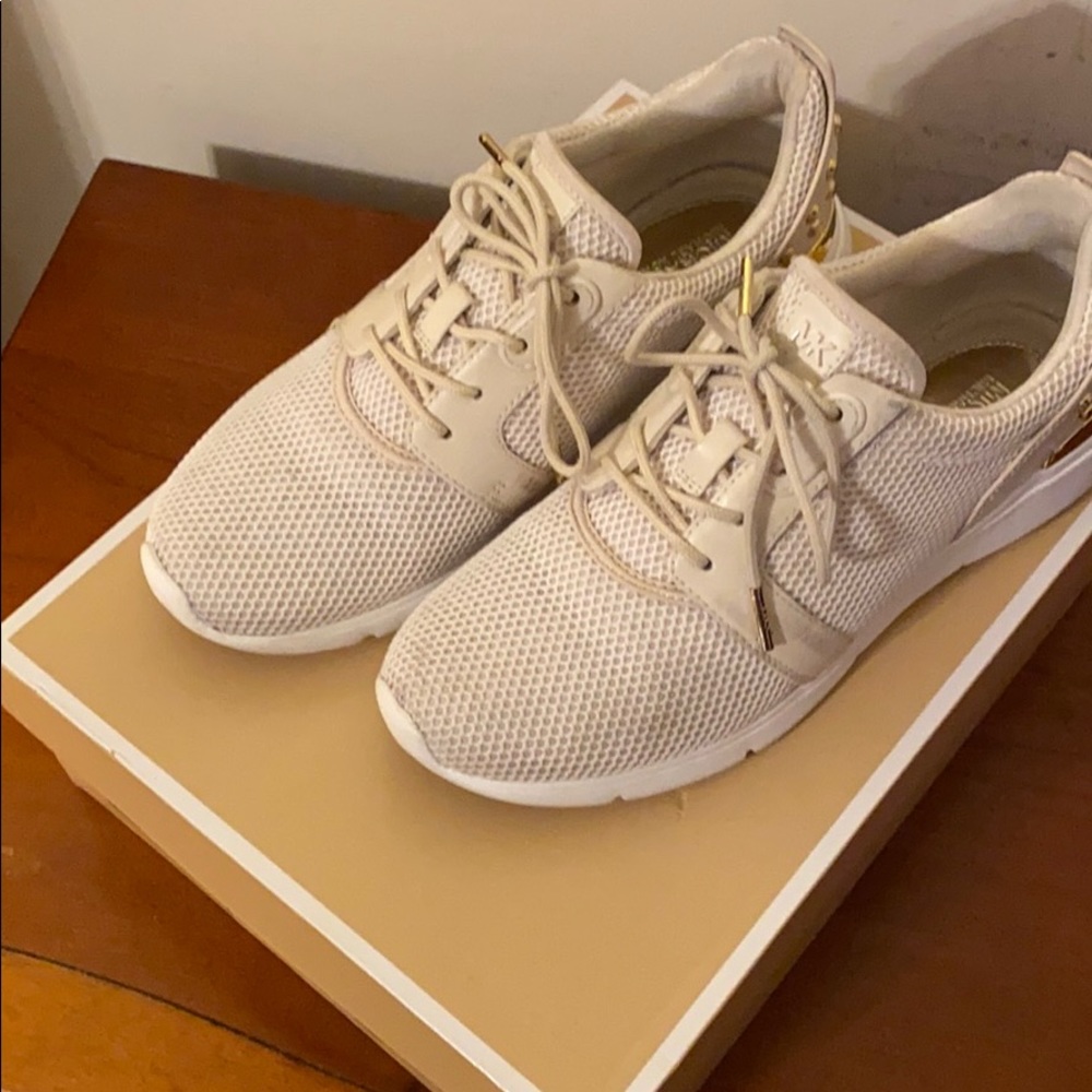 MK SNEAKERS